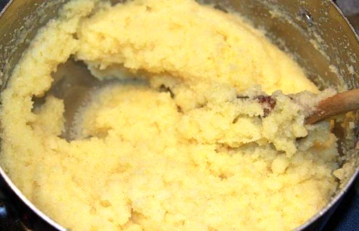 Рецепт Кукурузная каша с сыром в горшочке шаг-3