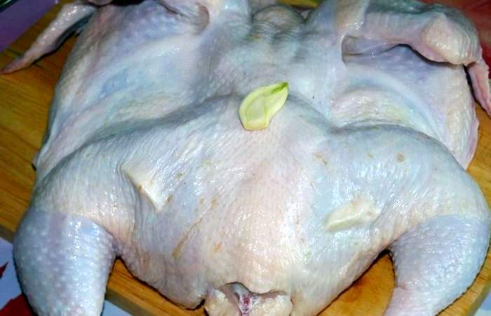 Рецепт Курица, запеченная в рукаве в духовке шаг-3