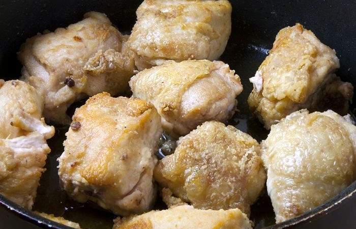 Рецепт Курица фламбе со спаржей  шаг-2