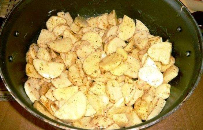 Рецепт Курица по-французски с картофел.  шаг-2