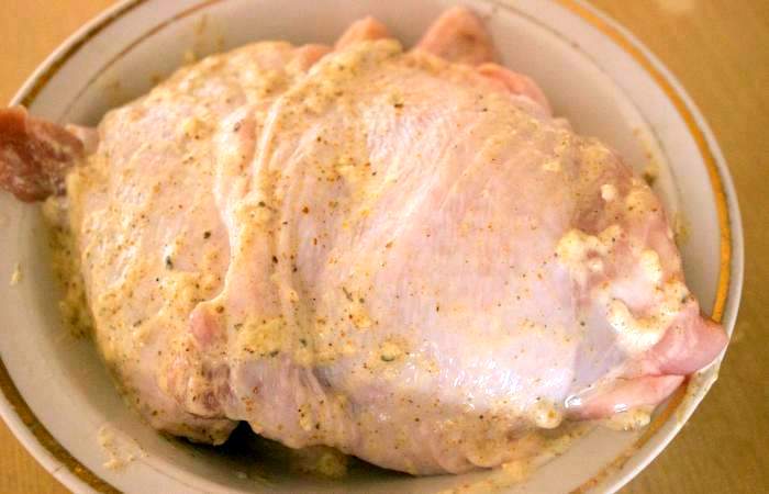 Рецепт Куриные бедра с картофелем в рукаве  шаг-4