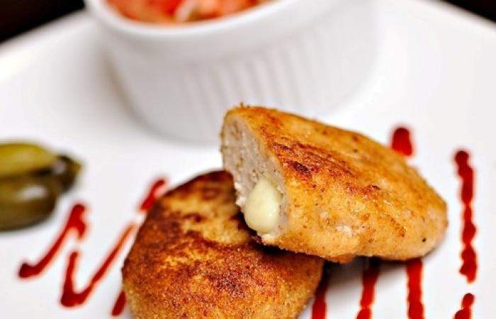 Рецепт Куриные котлеты с сыром Готовим Мясо Куриные котлеты с сыром