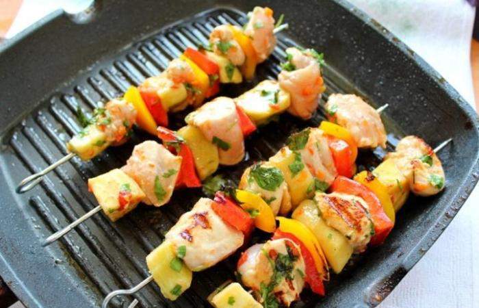 Рецепт Куриный шашлык с овощами на сковороде гриль шаг-8