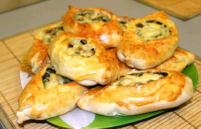 Рецепт Лодочки из слоеного теста с картофелем и мясом Готовим Мясо Лодочки из слоеного теста с картофелем и мясом
