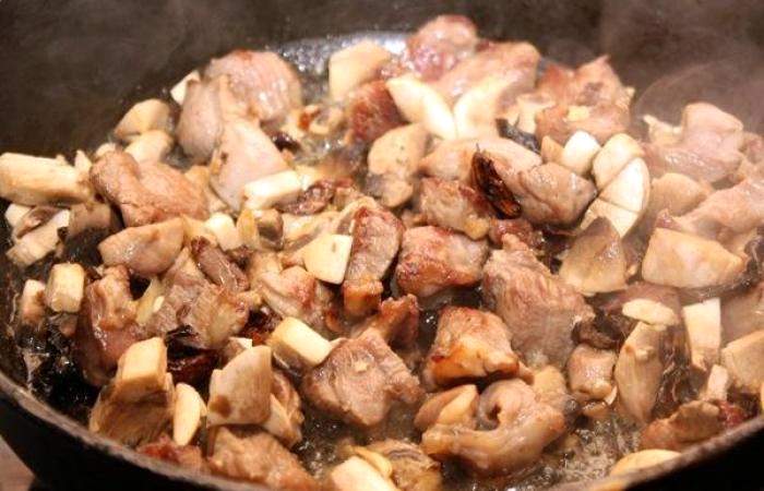 Рецепт Паста с индейкой и грибами  шаг-4