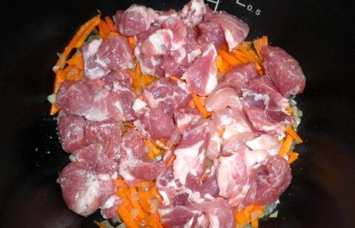 Рецепт Поджарка из свинины, приготовленная в мультиварке  шаг-4
