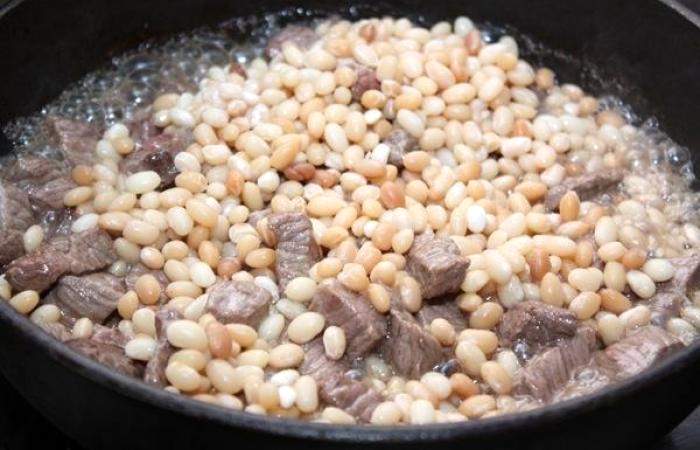 Рецепт Пряное мясо с фасолью  шаг-2
