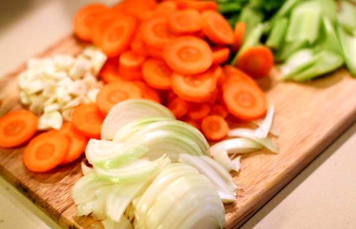Рецепт Рагу со свининой, овощами и лапшой шаг-1