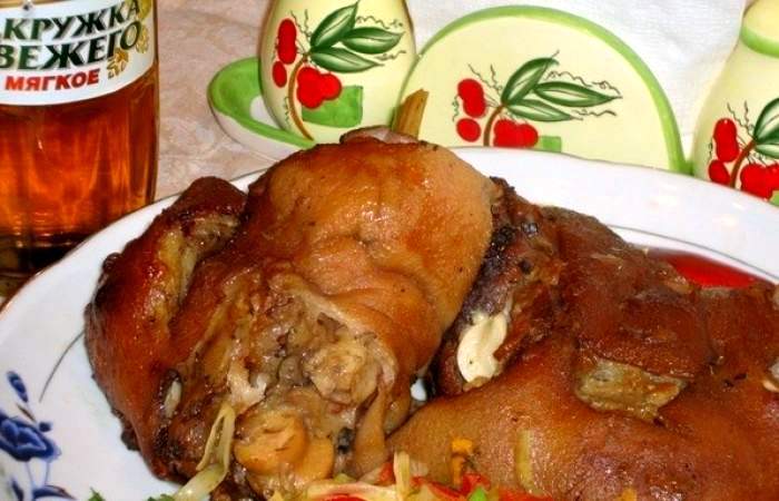 Рецепт Рулька в пиве, запеченная с горчицей Готовим Мясо Рулька в пиве, запеченная с горчицей