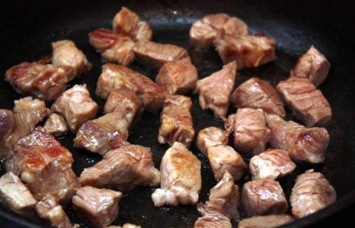 Рецепт Свинина с кабачками  шаг-2