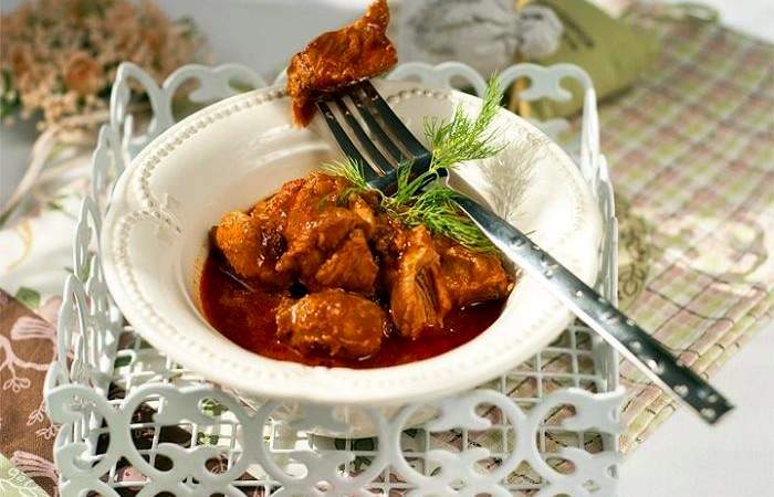 Рецепт Свинина в томатном соусе шаг-5