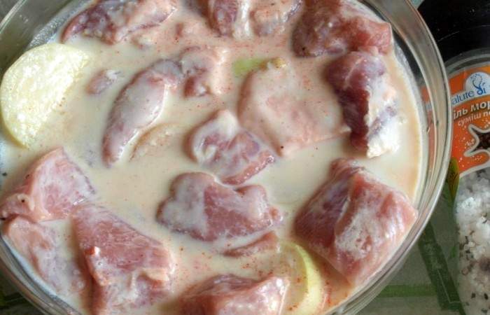 Рецепт Свиной шашлык на кефире  шаг-2