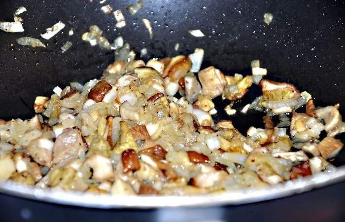 Рецепт Тальятелле с грибами и острым перцем шаг-3
