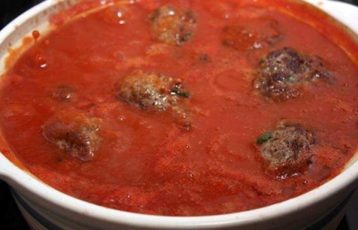 Рецепт Тефтели в томатном соусе с мятой шаг-7