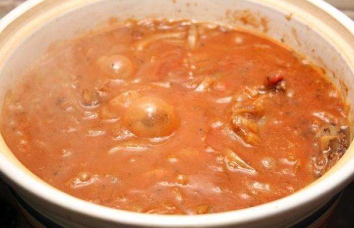 Рецепт Тушеная говядина в томатном соусе шаг-6