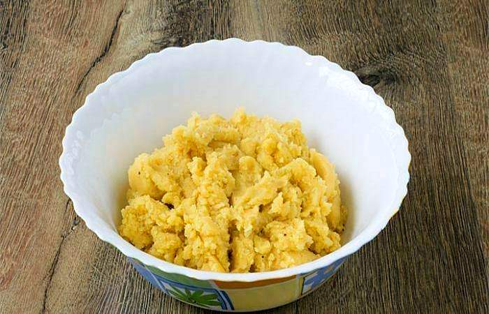 Рецепт Вареники из кукурузной крупы с картофелем шаг-3