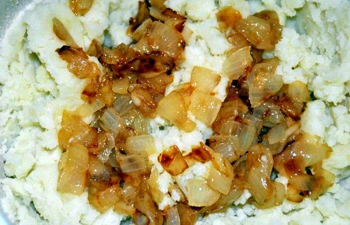 Рецепт Вареники с капустой и картошкой шаг-6