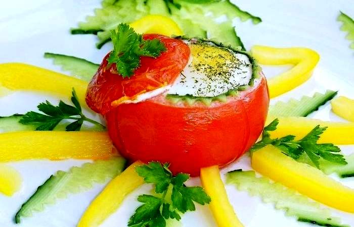 Рецепт Глазунья в помидорах шаг-5