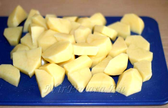 Рецепт Запеченный картофель в сметане в духовке  шаг-2