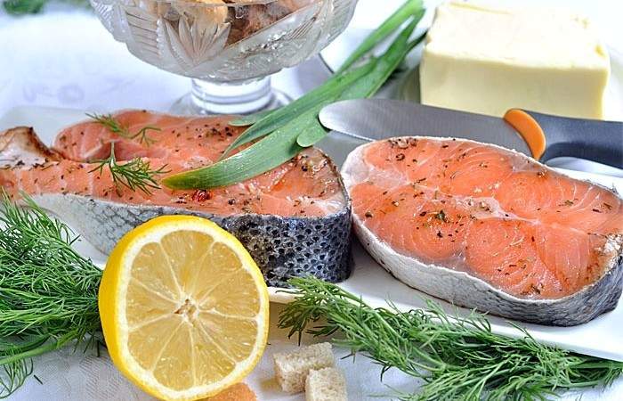 Рецепт Запеченный лосось под хрустящей хлебной корочкой шаг-1
