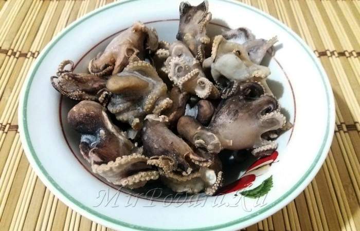 Рецепт Жареные осьминоги в чесночно-соевом маринаде шаг-1