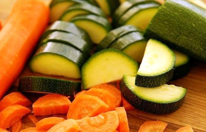 Рецепт Жаркое из баранины и овощей в горшочках  шаг-4