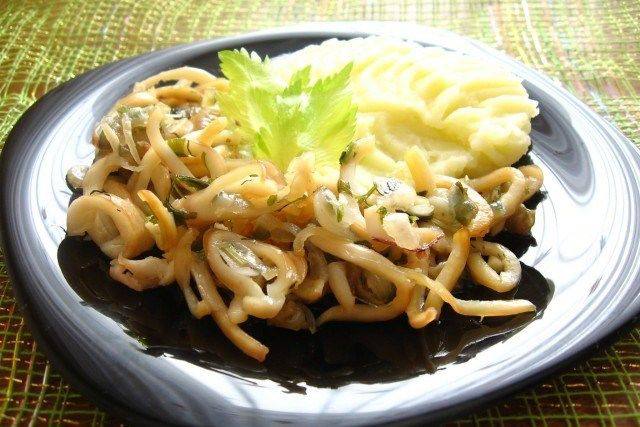 Рецепт Кальмары с картофельным пюре Готовим Рыба Кальмары с картофельным пюре