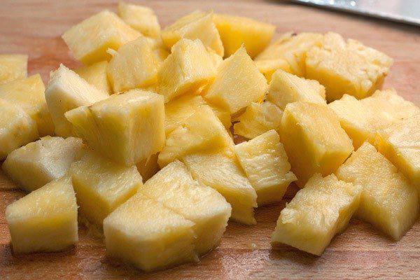 Рецепт Курица с ананасами шаг-3