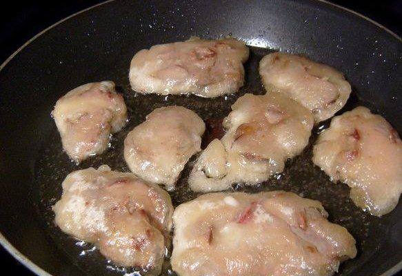 Рецепт Куриная печень в пивном кляре шаг-5