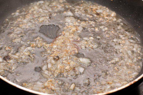 Рецепт Отбивные из телятины со сливочным соусом шаг-6