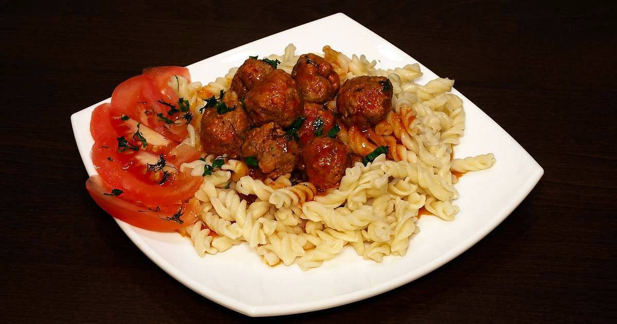 Рецепт Мясные фрикадельки в томатном соусе, как просто приготовить в мультиварке Готовим Мясо Мясные фрикадельки в томатном соусе, как просто приготовить в мультиварке