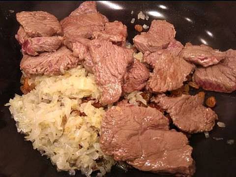Рецепт Мясо с изюминкой шаг-7