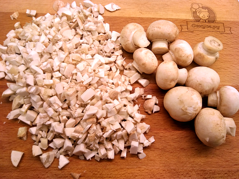 Рецепт Расстегаи с мясом и грибами шаг-9