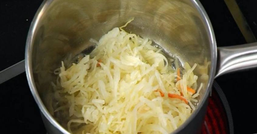 Рецепт Свиная корейка с тушеной капустой шаг-1