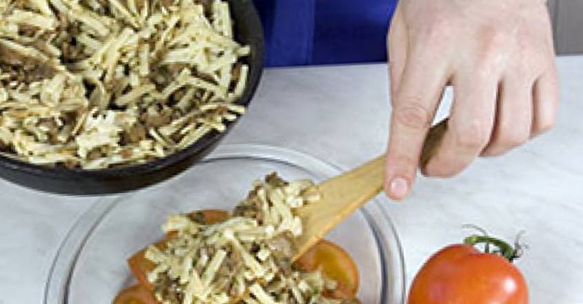 Рецепт Запеканка с макаронами, фаршем и грибами  шаг-2