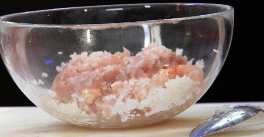 Рецепт Зразы с рисом и грибным соусом шаг-1