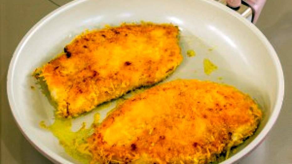 Рецепт Куриное филе в сырной корочке шаг-9