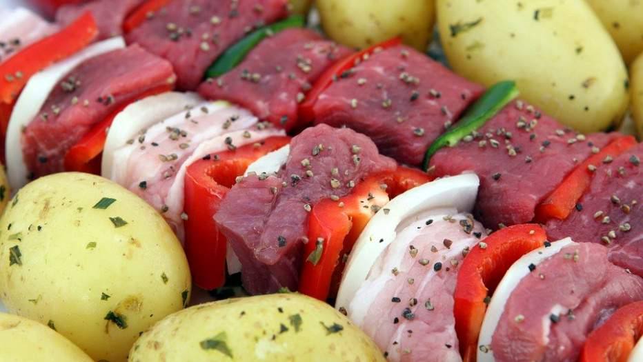 Рецепт Шашлык из свинины с овощами  шаг-4