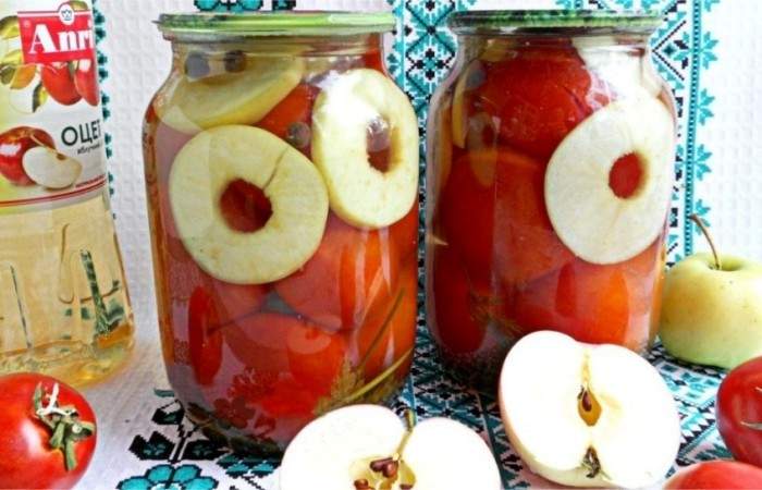 Рецепт Маринованные помидоры с яблоками на зиму шаг-5