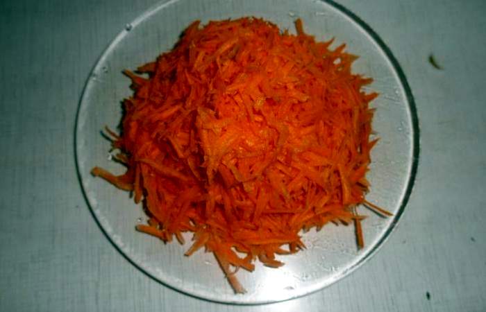 Рецепт Салат из капусты с морковью и перцем на зиму шаг-5