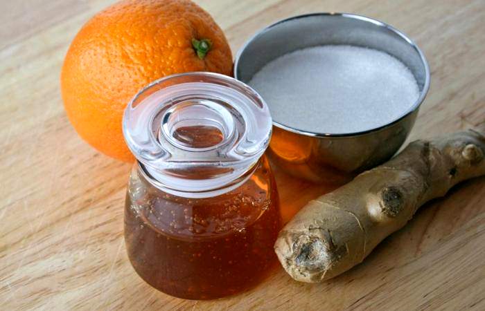 Рецепт Апельсиновый сок с медом шаг-1