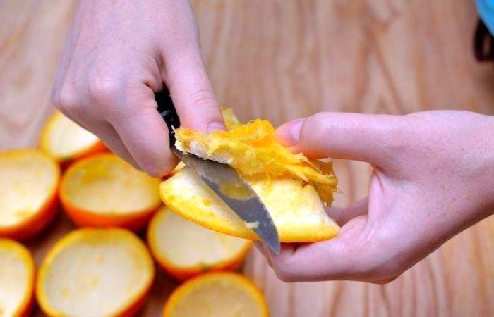 Рецепт Апельсиновое желе с водкой шаг-3
