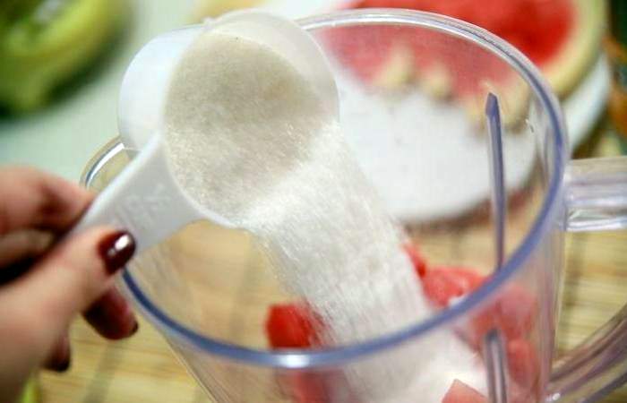 Рецепт Арбузное мороженое с текилой  шаг-2