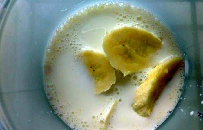 Рецепт Молочный коктейль с бананом и овсяными хлопьями  шаг-4