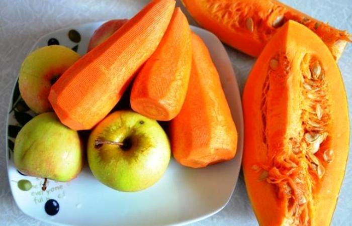 Рецепт Сок из тыквы, яблок и моркови шаг-1