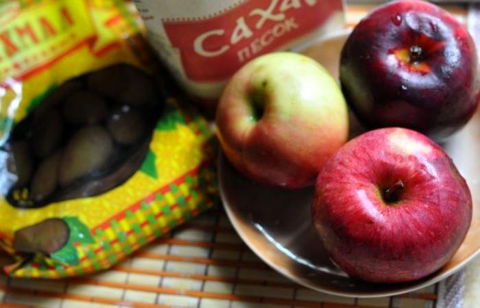 Рецепт Яблочный кисель шаг-1