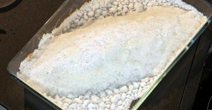 Рецепт Форель в морской соли с миндальным соусом шаг-6
