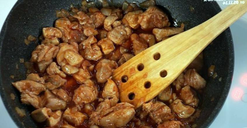Рецепт Испанская паэлья с курицей и тигровыми креветками  шаг-4