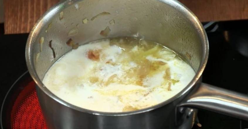 Рецепт Каштановые блины с крабовым муссом и соусом из шампанского шаг-3