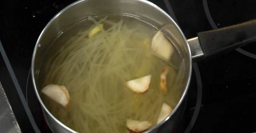 Рецепт Креветки в соусе на основе кокосового молока и красного карри шаг-6